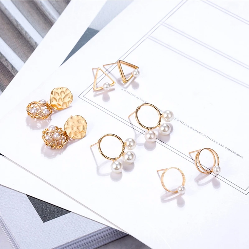 Korean Metal Imitation Pearl Stud Earrings For Women Jewelry Gift Gold Color Geometric Round Circle Triangle Statement Earrings
Korean Metal Imitation Pearl Stud Earrings For Women Jewelry Gift Gold Color Geometric Round Circle Triangle Statement Earrings