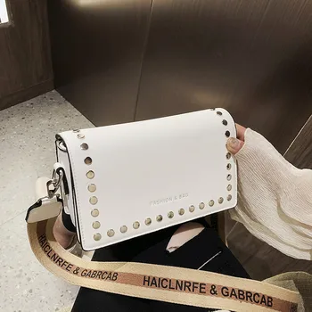 new Fashion Simple Small Square bag Women's Designer Handbag 2019 High-quality PU leather Rivet Wide shoulder strap Shoulder bag
new Fashion Simple Small Square bag Women's Designer Handbag 2019 High-quality PU leather Rivet Wide shoulder strap Shoulder bag