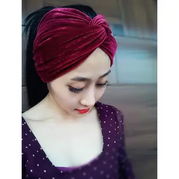 Hand Made Woman Fashion High Quality Velvet Headbands Female Travel Street Take Photo Headscarf Turbans Muslim Hairbands
Hand Made Woman Fashion High Quality Velvet Headbands Female Travel Street Take Photo Headscarf Turbans Muslim Hairbands