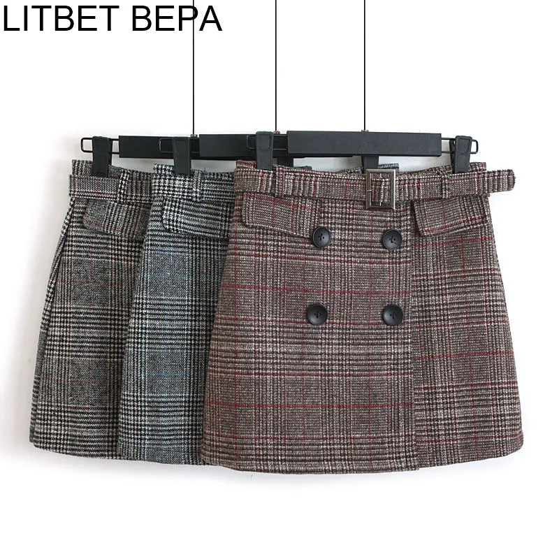 New 2018 Women Woolen Mini Skirt Autumn Winter Straight Plaid With Belt Buttons Elegant Skater Skirt High Waist Femininas SK5581
New 2018 Women Woolen Mini Skirt Autumn Winter Straight Plaid With Belt Buttons Elegant Skater Skirt High Waist Femininas SK5581
