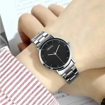 LinTimes 1pc Lovers Watches Stylish Alloy Business Quartz Watch Sports Wristwatch Ornament Gift For Women Men
LinTimes 1pc Lovers Watches Stylish Alloy Business Quartz Watch Sports Wristwatch Ornament Gift For Women Men