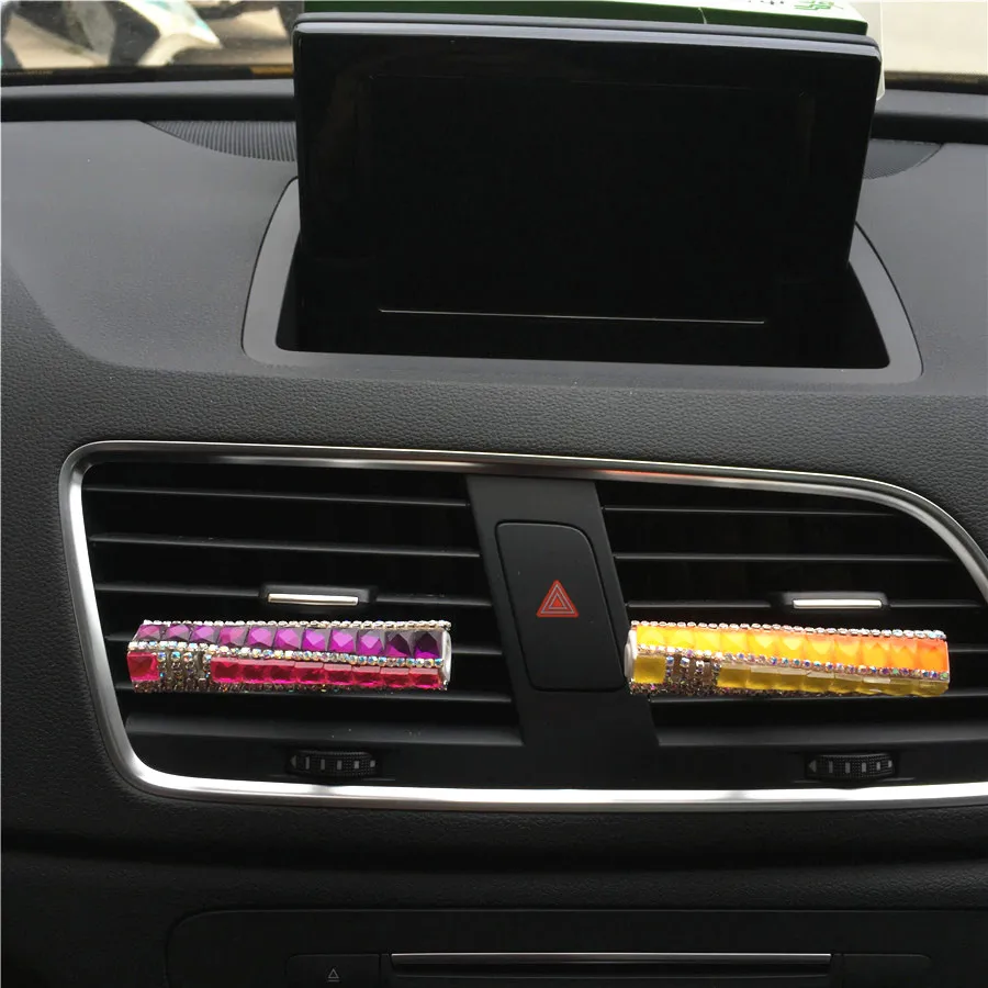 Exquisite coloured drill Strip shape Lovely car perfume Ladies' car air freshener accessories Perfumes 100 Originais
Exquisite coloured drill Strip shape Lovely car perfume Ladies' car air freshener accessories Perfumes 100 Originais