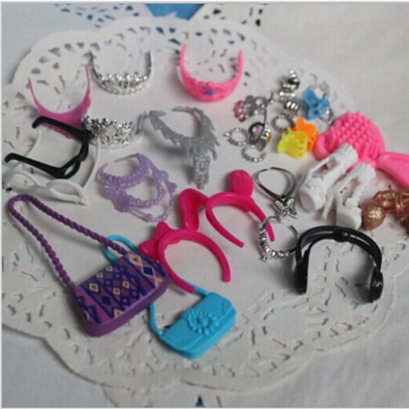 3Packs/Lot Mini Plastic Doll Bags/Shoes/Jewelry/Glasses Accessories For Dolls 1/6 
3Packs/Lot Mini Plastic Doll Bags/Shoes/Jewelry/Glasses Accessories For Dolls 1/6