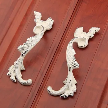 1Pair Of Handle 3.75'' Chic Drawer Knobs Handles Dresser Handles / Silver White Pulls Handles / Cabinet Handles Kitchen Hardware
1Pair Of Handle 3.75'' Chic Drawer Knobs Handles Dresser Handles / Silver White Pulls Handles / Cabinet Handles Kitchen Hardware