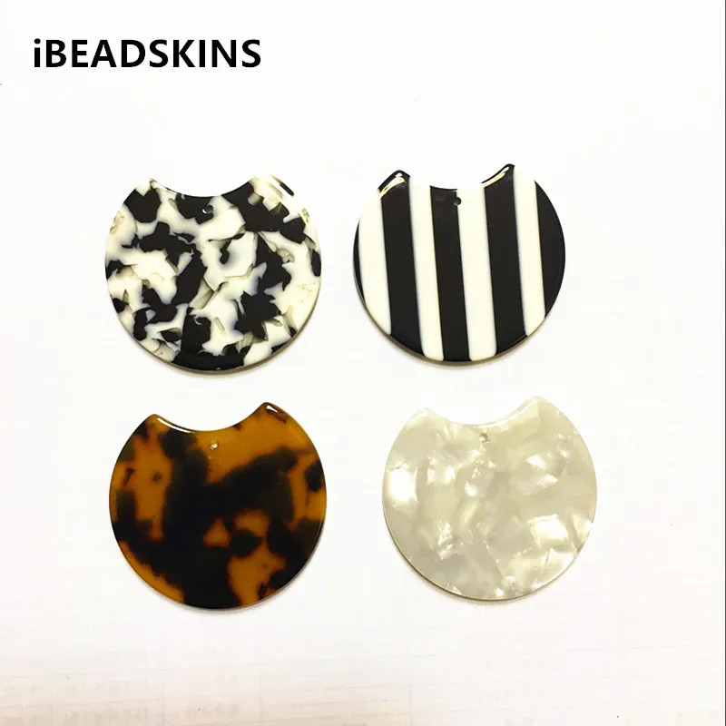 New arrival! 37x30mm 50pcs/lot coin-shape acetic acid charms for/Earring Findings Jewelry making(As shown)
New arrival! 37x30mm 50pcs/lot coin-shape acetic acid charms for/Earring Findings Jewelry making(As shown)