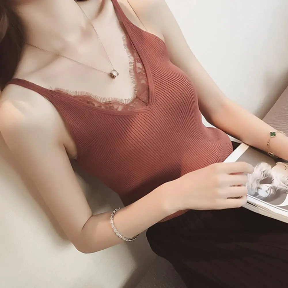 2018 New Women Casual Knitted Tank Tops Sexy Sleeveless Women Solid Clothing V Neck Vest Top Sleeveless Blouse Tops
2018 New Women Casual Knitted Tank Tops Sexy Sleeveless Women Solid Clothing V Neck Vest Top Sleeveless Blouse Tops