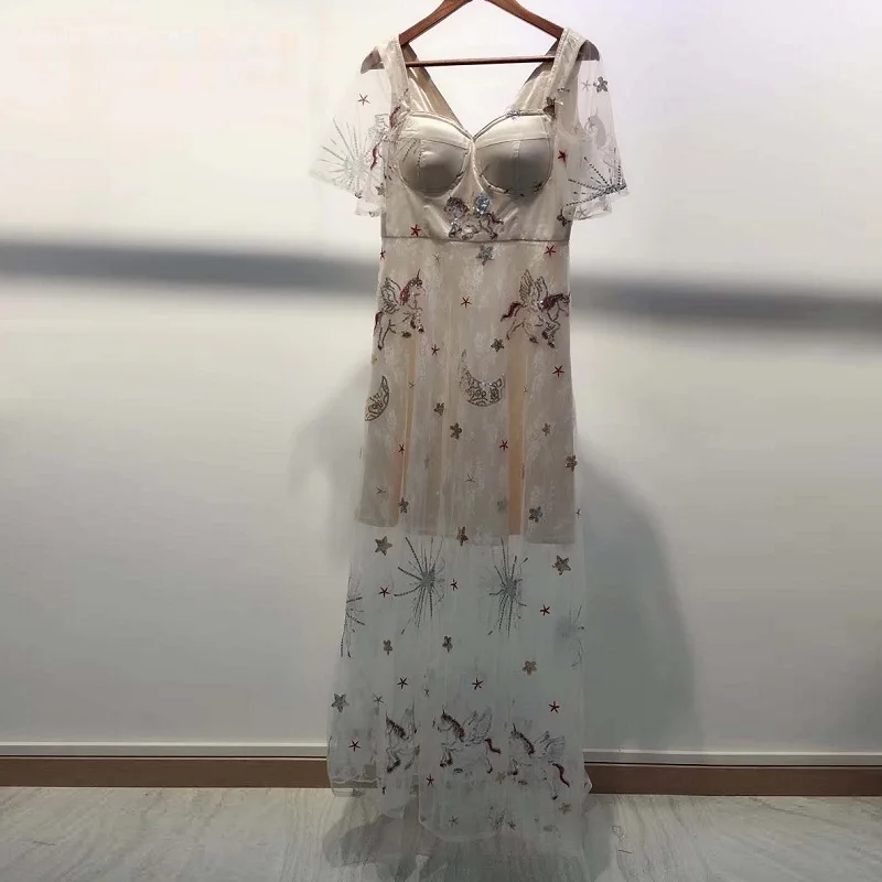 European Style 2019 Summer Sexy Long Evening Club Dresses Women Square Collar Sequined Embroidery Short Sleeve Party Long Dress
European Style 2019 Summer Sexy Long Evening Club Dresses Women Square Collar Sequined Embroidery Short Sleeve Party Long Dress
