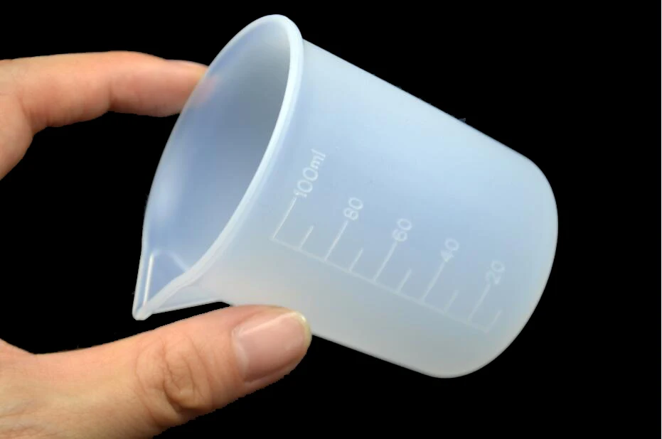 1X Silicone measuring cup Resin Silicone Mould 5*7cm handmade DIY Jewelry Making tool epoxy resin cup crystal scale 100ML
1X Silicone measuring cup Resin Silicone Mould 5*7cm handmade DIY Jewelry Making tool epoxy resin cup crystal scale 100ML