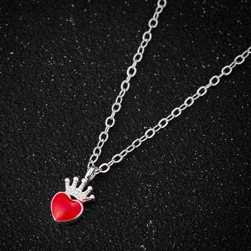 Hfarich Valentine's Day Evie Necklace Descendants Red Heart Crown Necklace Queen of Hearts Costume Fan Jewelry Pre Teen Gift
Hfarich Valentine's Day Evie Necklace Descendants Red Heart Crown Necklace Queen of Hearts Costume Fan Jewelry Pre Teen Gift