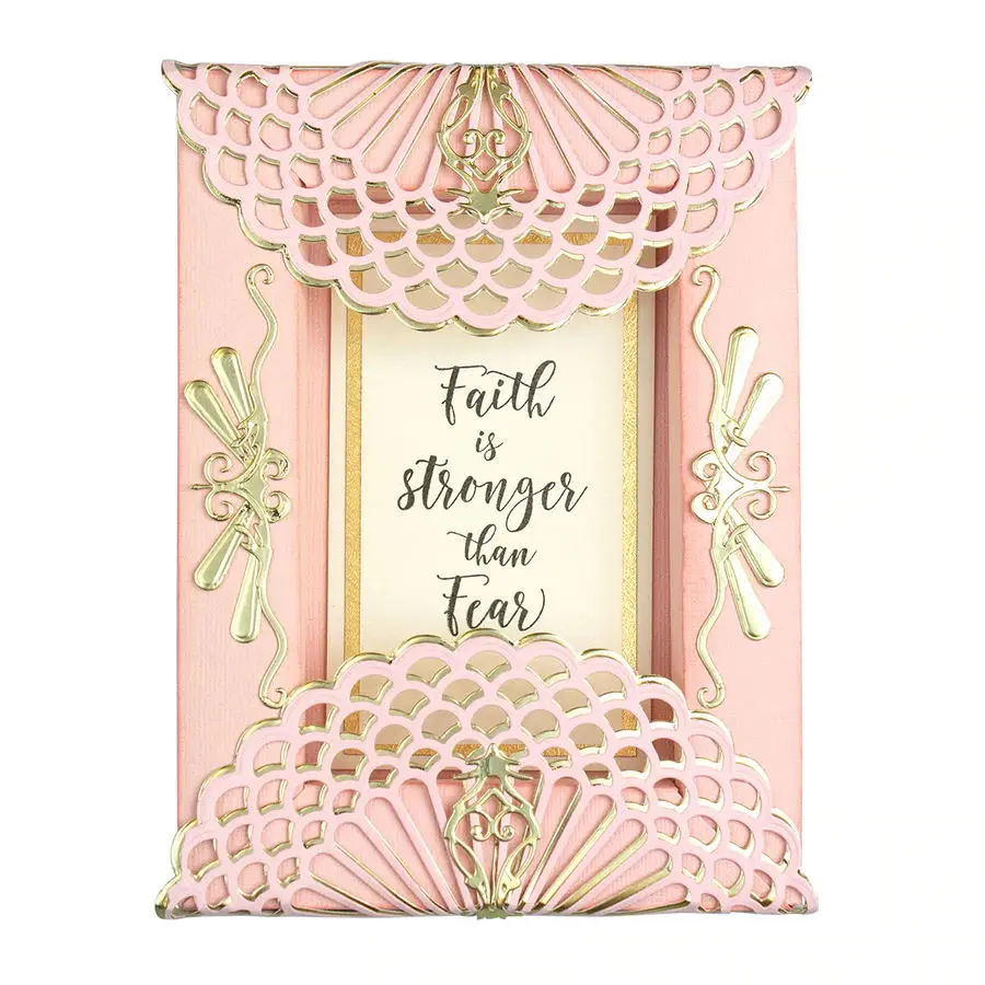 Fan-shaped Lace Frame Die Cut Handicraft Background Card Album Photo Making Scrapbooking Template Embossing Stencil New 2019
Fan-shaped Lace Frame Die Cut Handicraft Background Card Album Photo Making Scrapbooking Template Embossing Stencil New 2019