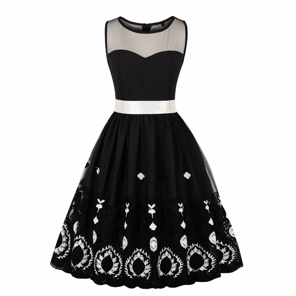 Dress Woman 2018 New Characteristic Mesh Embroidery Embroidered Retro Lace dresses Fashion Hollow Plus Size Women's Clothing
Dress Woman 2018 New Characteristic Mesh Embroidery Embroidered Retro Lace dresses Fashion Hollow Plus Size Women's Clothing