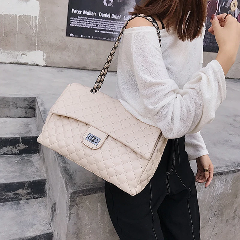 Famous Brand Designer Handbag Women's Fashion Bag Over Shoulder Plaid Large Capacity Messenger Bag Chain PU Crossbody Bag Ladies
Famous Brand Designer Handbag Women's Fashion Bag Over Shoulder Plaid Large Capacity Messenger Bag Chain PU Crossbody Bag Ladies