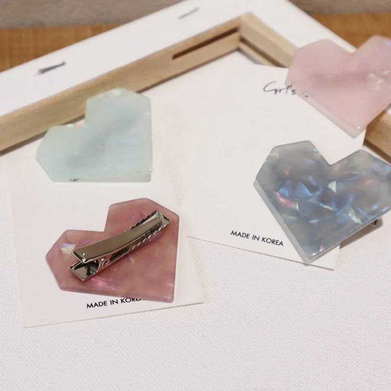 2019 New Fashion Heart Shape Resin Hair Clips for Women Hairpins Acetic Acid Shiny Heart Shell Hairgrip Hair Accessories Gift
2019 New Fashion Heart Shape Resin Hair Clips for Women Hairpins Acetic Acid Shiny Heart Shell Hairgrip Hair Accessories Gift