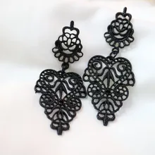 Fashion vintage black flower stud earrings for women Trendy bohemian dangle drop earing jewelry for girls
Fashion vintage black flower stud earrings for women Trendy bohemian dangle drop earing jewelry for girls