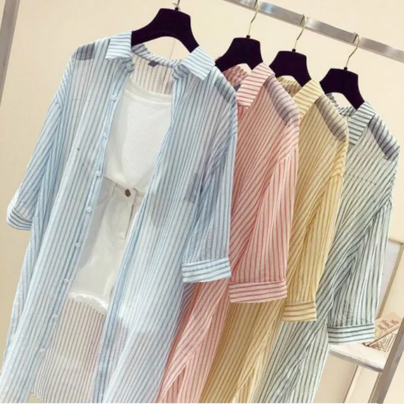 Summer Sunscreen Striped Blouses Breathable Hooded Chiffon Shirts Cardigan.Striped Hit Color Jacket Perspective Casual Long Coat
Summer Sunscreen Striped Blouses Breathable Hooded Chiffon Shirts Cardigan.Striped Hit Color Jacket Perspective Casual Long Coat
