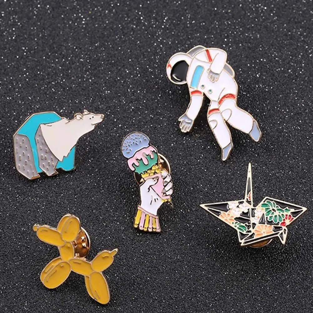 1 pcs Cute polar bear Enamel pins brooch badge pin Hijab Pins For Women Children Animal Brooch jewelry accessories Party Gifts
1 pcs Cute polar bear Enamel pins brooch badge pin Hijab Pins For Women Children Animal Brooch jewelry accessories Party Gifts
