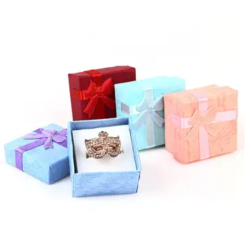 New 1PC 4*4cm High Quality Jewery Organizer Box Rings Storage Box Small Gift Box For Rings Earrings 4Colors 
New 1PC 4*4cm High Quality Jewery Organizer Box Rings Storage Box Small Gift Box For Rings Earrings 4Colors