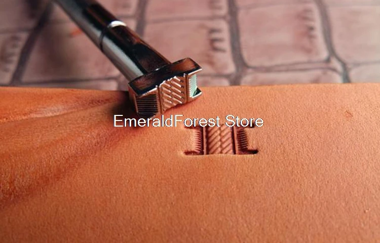 Leather carving printing tools DIY hand tools Exquisite casting new mat woven pattern imprint
Leather carving printing tools DIY hand tools Exquisite casting new mat woven pattern imprint