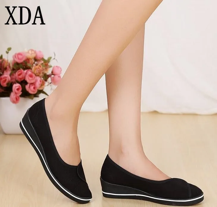 XDA 2019 fashion new casual women work shoes women loafers white and black 35-40 Free shipping
XDA 2019 fashion new casual women work shoes women loafers white and black 35-40 Free shipping