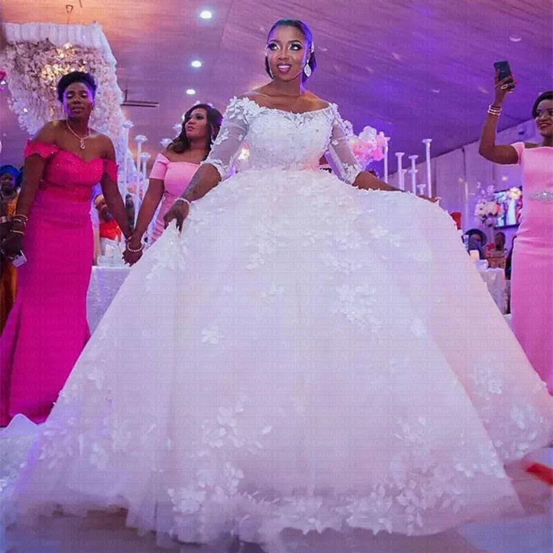 2019 New African Half Sleeve Lace Wedding Dresses Off Shoulder Custom-made Wedding Gown
2019 New African Half Sleeve Lace Wedding Dresses Off Shoulder Custom-made Wedding Gown