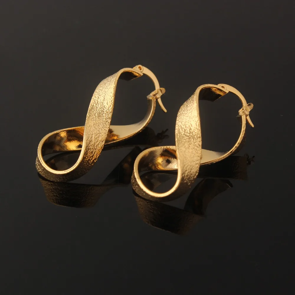 JH New Arrival African Earrings Jewelry Minimalistic Number 8 Twisted Ear Accessories For Women 2019 Fashion Brand
JH New Arrival African Earrings Jewelry Minimalistic Number 8 Twisted Ear Accessories For Women 2019 Fashion Brand