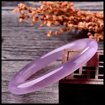 Free delivery ice lotus jade bracelet female purple chalcedony agate bracelet hand round powder ice crystal fashion
Free delivery ice lotus jade bracelet female purple chalcedony agate bracelet hand round powder ice crystal fashion