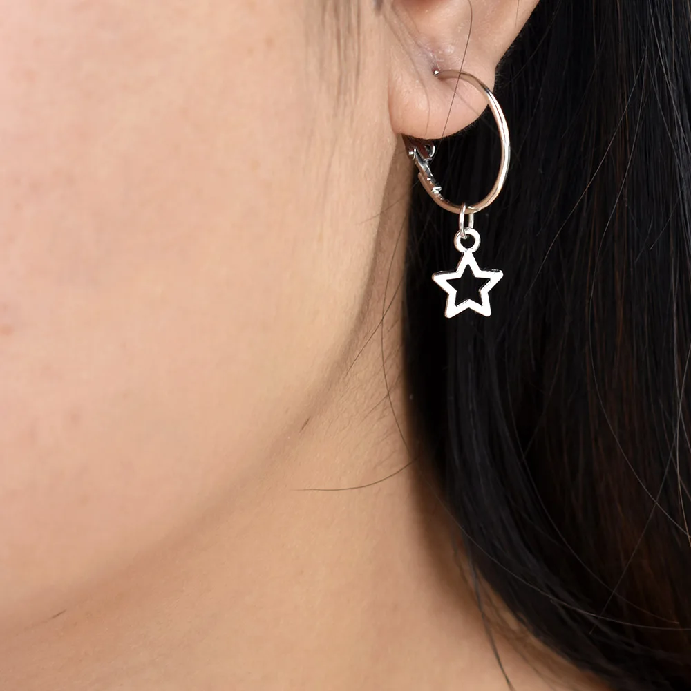 Bing Tu Simple Cute Small Star Hoop Earrings Silver Ear Piercing Huggie Earring Charm Jewelry Round Loop Earing aros mujer oreja
Bing Tu Simple Cute Small Star Hoop Earrings Silver Ear Piercing Huggie Earring Charm Jewelry Round Loop Earing aros mujer oreja