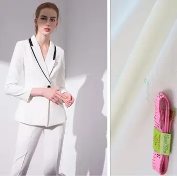 The white silk yarn silk dress Quanzhen silk dress shirt and natural grain texture. Soft and smooth Feel
The white silk yarn silk dress Quanzhen silk dress shirt and natural grain texture. Soft and smooth Feel