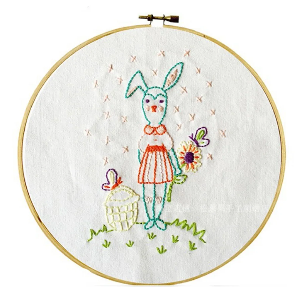 Embroidery Kit, Cartoon Hand Embroidery Cross Stitch Starter Needlepoint Crafts Kit with Cloth,Threads and Tools for Home Decor