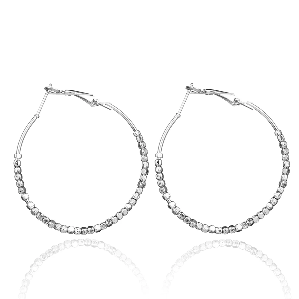 Fashion Golden and Silver Round Hoop Earrings for Women 2018 New Trendy Jewelry Accessories
Fashion Golden and Silver Round Hoop Earrings for Women 2018 New Trendy Jewelry Accessories