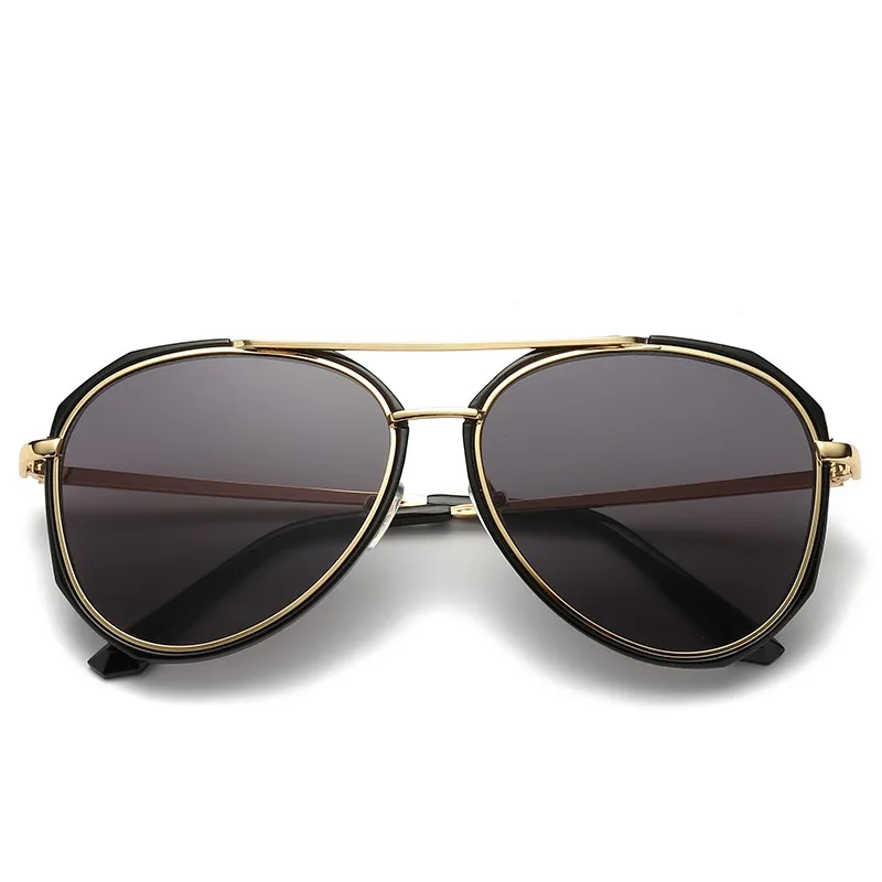 2019 New listing Fashion men and women colorful reflective coating film sunglasses tide sunglasses glasses 8922
2019 New listing Fashion men and women colorful reflective coating film sunglasses tide sunglasses glasses 8922