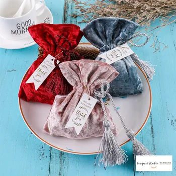 50 X Upscale Colorful Wedding Party Gift Storage Bag Christmas Candy Box Velvet Cloth Pull Rope Jewelry Bag Supplies Wholesale
50 X Upscale Colorful Wedding Party Gift Storage Bag Christmas Candy Box Velvet Cloth Pull Rope Jewelry Bag Supplies Wholesale