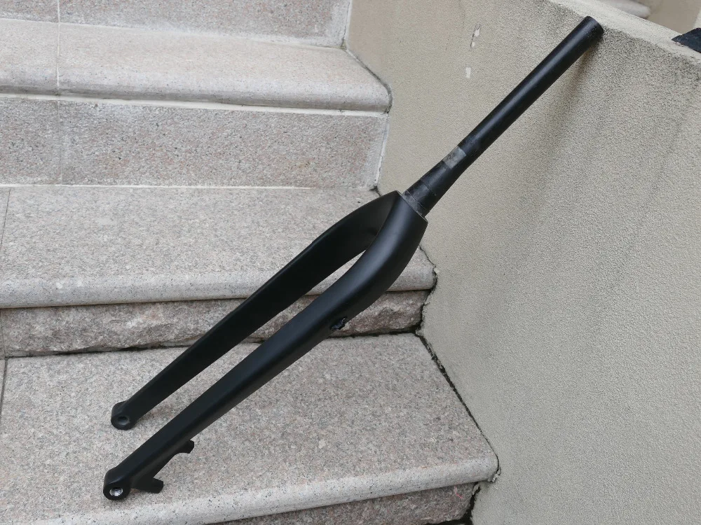 Brand New Full Carbon Matt Matte Glossy 29er boost Plus Mountain Bike Fork 110mm MTB fork
Brand New Full Carbon Matt Matte Glossy 29er boost Plus Mountain Bike Fork 110mm MTB fork