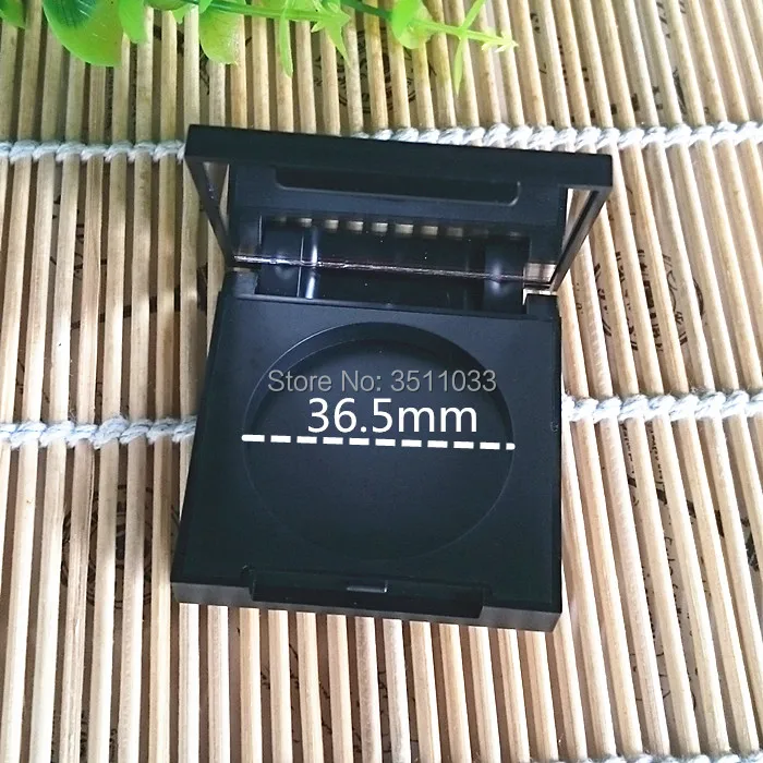 50pcs Matte Black Plastic Empty Eyeshadow Powder Container 36.5mm Blusher Compacts DIY Elegant Frosting Lipstick Sub Package
50pcs Matte Black Plastic Empty Eyeshadow Powder Container 36.5mm Blusher Compacts DIY Elegant Frosting Lipstick Sub Package
