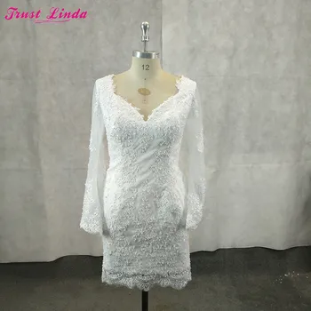 Elegant Champagne Sheath Mother Dresses Sexy V-neck long Sleeves Appliques Beaded Party Wear Dress Plus Size Prom Gowns
Elegant Champagne Sheath Mother Dresses Sexy V-neck long Sleeves Appliques Beaded Party Wear Dress Plus Size Prom Gowns