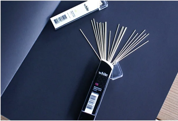 0.5mm special white mechanical pencil leads 40 cases 780 pieces pencil leads white mines automatic propelling lead holder
0.5mm special white mechanical pencil leads 40 cases 780 pieces pencil leads white mines automatic propelling lead holder