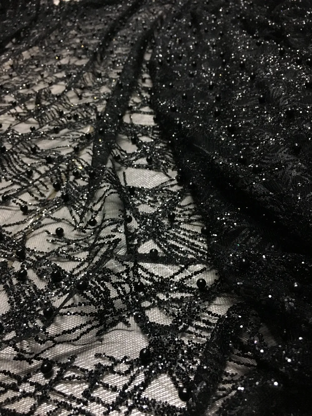 Glued glitter Nigerian tulle lace fabric with beads SUSIA18296 glued glitter african tulle net lace fabric
Glued glitter Nigerian tulle lace fabric with beads SUSIA18296 glued glitter african tulle net lace fabric