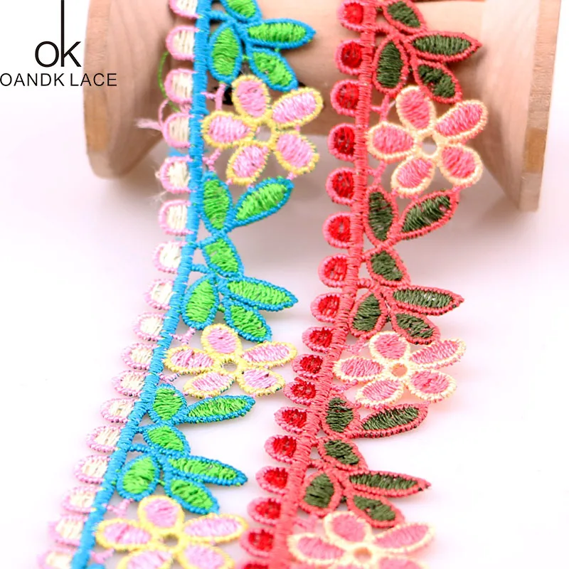 2 Yards/lot 3D Embroidered Flowers Lace Fabric Trim sewing accessories Supplies DIY Clothing Applique Decoration Lace Ribbon
2 Yards/lot 3D Embroidered Flowers Lace Fabric Trim sewing accessories Supplies DIY Clothing Applique Decoration Lace Ribbon