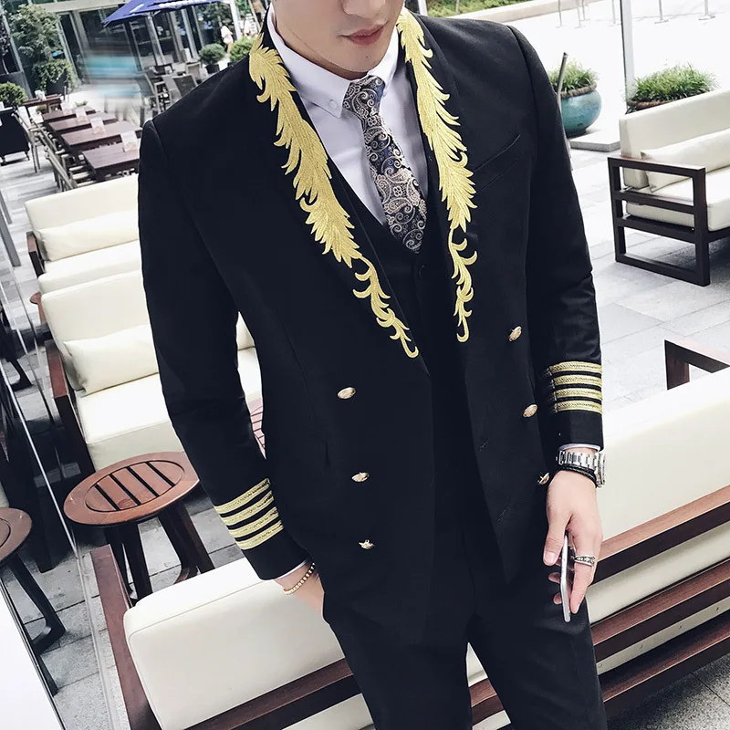 2019 New Spring Men's Pattern Embroidered Suit Three-piece British Style Double-breasted Suit
2019 New Spring Men's Pattern Embroidered Suit Three-piece British Style Double-breasted Suit