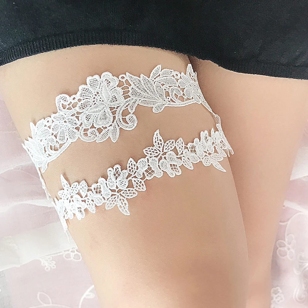 2pcs set Wedding Garters Lace Embroidery Floral Garters for Women Bride Bridal Leg Garter
2pcs set Wedding Garters Lace Embroidery Floral Garters for Women Bride Bridal Leg Garter