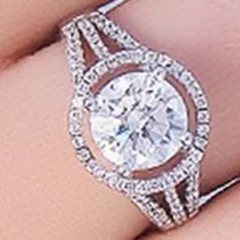 Stunning Moissanite Designer Jewelry 2Ct Solid 750 Gold Paved Amazing Engagement Moissanite Ring Women Pure White Gold Jewelry
Stunning Moissanite Designer Jewelry 2Ct Solid 750 Gold Paved Amazing Engagement Moissanite Ring Women Pure White Gold Jewelry