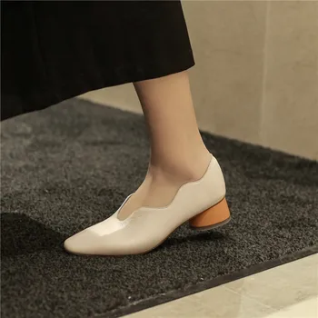 YMECHIC Summer 2019 Fashion Shallow Genuine Leather Office Dress Beige Black Heels Pumps Women Shoes High Heel Good Quality
YMECHIC Summer 2019 Fashion Shallow Genuine Leather Office Dress Beige Black Heels Pumps Women Shoes High Heel Good Quality