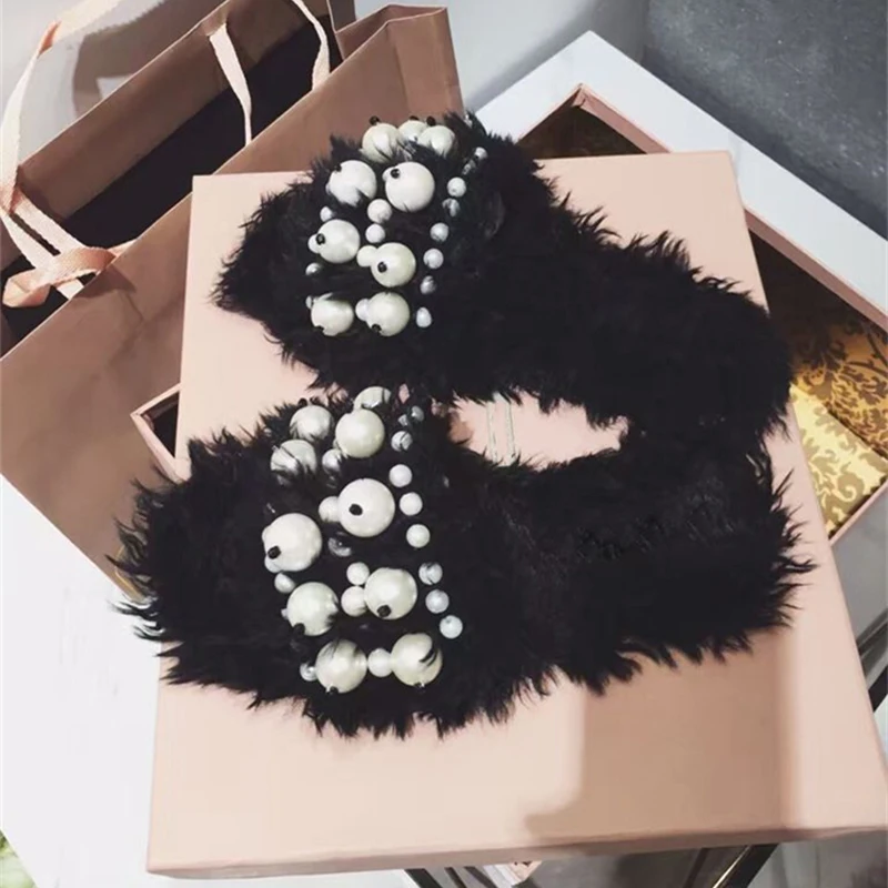 Pre-Fall Women Flat Heels Sandals European Style Beading Decorated Home Slides Fur Slippers Slip on Opening Toe Sandalias Mujer
Pre-Fall Women Flat Heels Sandals European Style Beading Decorated Home Slides Fur Slippers Slip on Opening Toe Sandalias Mujer
