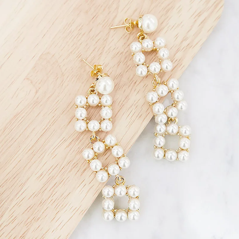 2018 New Arrival Wedding Korean Beautiful Unique Drop Earring Square simulated Pearl 1Pair Seaside Exquesite Allergy Free Party
2018 New Arrival Wedding Korean Beautiful Unique Drop Earring Square simulated Pearl 1Pair Seaside Exquesite Allergy Free Party