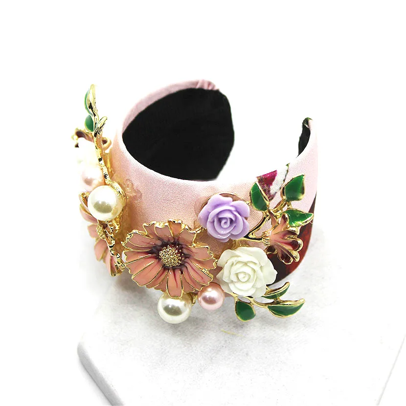 New Comming Luxury Bracelet Simple Style Women Fashional Flower Wristband Beautiful Pearl Hand Jewelry
New Comming Luxury Bracelet Simple Style Women Fashional Flower Wristband Beautiful Pearl Hand Jewelry