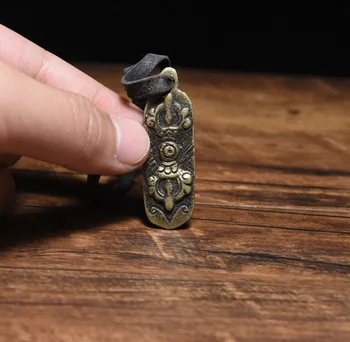 wedding decoration Tibet Buddhism Copper Bronze Vajra-pestle Phurba Dagger Holder Statue Pendant
wedding decoration Tibet Buddhism Copper Bronze Vajra-pestle Phurba Dagger Holder Statue Pendant