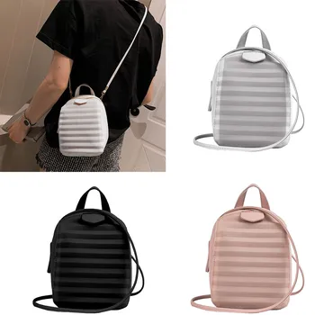 Female backpack Women Wild Fashion Personality high quality pu leather women backpack Shoulder Bag Small Backpack mochila mujer 
Female backpack Women Wild Fashion Personality high quality pu leather women backpack Shoulder Bag Small Backpack mochila mujer