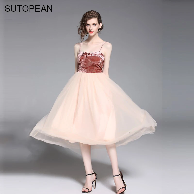 SUTOPEAN 2018 Summer Sweet Girl Women Dress INS Holiday Fairy Gauze Bandage Velvet Blended Mesh Splice Ball Gown Dresses Robes
SUTOPEAN 2018 Summer Sweet Girl Women Dress INS Holiday Fairy Gauze Bandage Velvet Blended Mesh Splice Ball Gown Dresses Robes