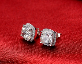 Brilliant 2Ct/Piece I-J Color Grade Cushion Cut Female Stud Earrings Romantic AU 585 14k Engagement Jewelry for Women
Brilliant 2Ct/Piece I-J Color Grade Cushion Cut Female Stud Earrings Romantic AU 585 14k Engagement Jewelry for Women