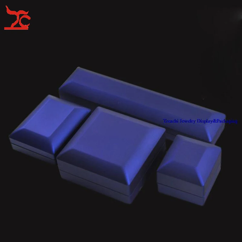 Wholesale High End Painted Led Pendant Box Gift Spotlight Jewelry Packaging Boxes Earring Boxes Necklace Storage Case
Wholesale High End Painted Led Pendant Box Gift Spotlight Jewelry Packaging Boxes Earring Boxes Necklace Storage Case